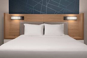 SpringHill Suites by Marriott Charleston Airport & Convention Center