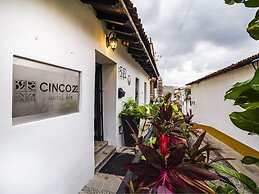 Cinco22 Hotel B&B