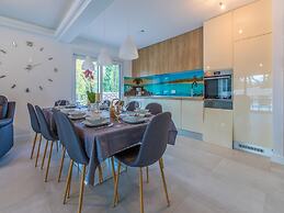 Villa Adry