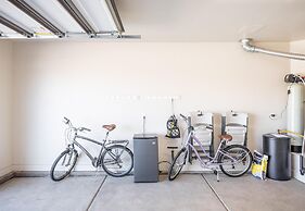 Red Rock & Turned Wood Escape