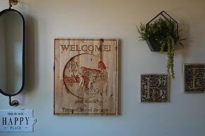 Red Rock & Turned Wood Escape