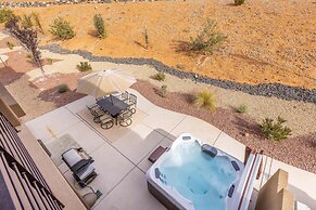 Red Rock & Turned Wood Escape