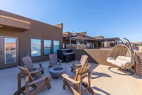 Red Rock & Turned Wood Escape