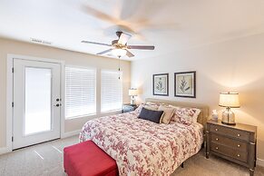 Red Rock & Turned Wood Escape