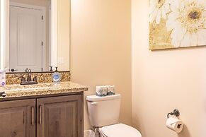 Red Rock & Turned Wood Escape