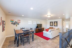 Red Rock & Turned Wood Escape