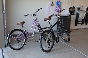 Red Rock & Turned Wood Escape