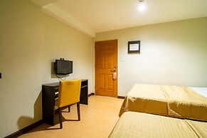 Festive Hotel Makati