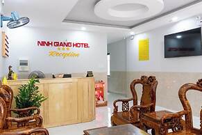 Ninh Giang Hotel