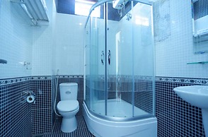 Tan Truong Son Hotel