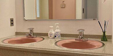 Gallery Hara & Guest House