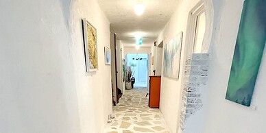 Gallery Hara & Guest House