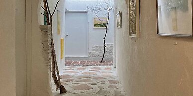 Gallery Hara & Guest House