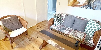 Gallery Hara & Guest House