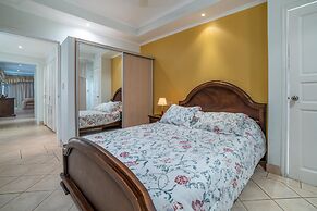 Stay in Tamarindo Condominiums