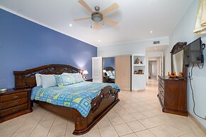 Stay in Tamarindo Condominiums