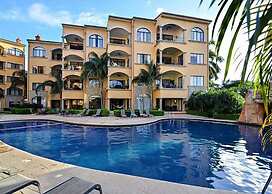 Stay in Tamarindo Condominiums