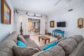 Stay in Tamarindo Condominiums