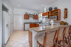 Stay in Tamarindo Condominiums