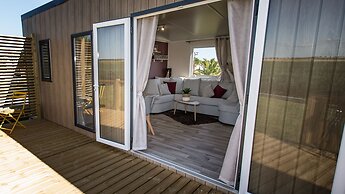 M&V Resort