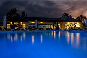 M&V Resort