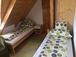 Antal-tavi Fogadó és Horgászparadicsom