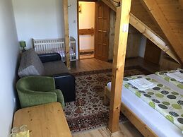 Antal-tavi Fogadó és Horgászparadicsom