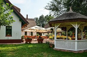 Antal-tavi Fogadó és Horgászparadicsom