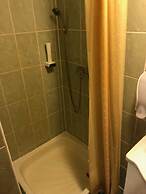 Antal-tavi Fogadó és Horgászparadicsom