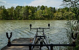 Antal-tavi Fogadó és Horgászparadicsom