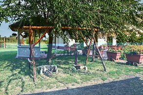 Antal-tavi Fogadó és Horgászparadicsom