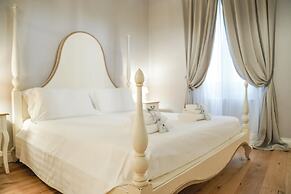 Art Apartment Black & White