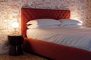 The Arsenal Large Apartment