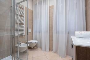 The Arsenal Large Apartment