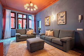 The Arsenal Large Apartment