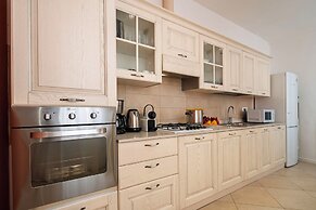 The Arsenal Large Apartment