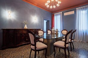 The Arsenal Large Apartment