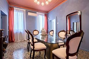 The Arsenal Large Apartment