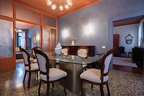 The Arsenal Large Apartment