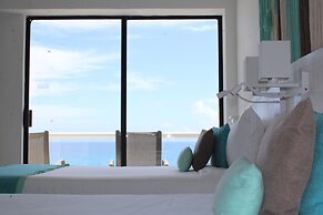 Cyan Cancun Resort & Spa