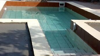 Room-ñau Father for 3 People