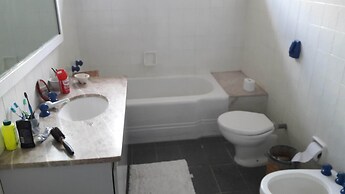 Cozy Suite With Nice Bath