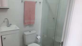 Confortable Suite in a Cozy House Excelent Location and Transport Aces