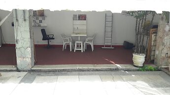 Confortable Suite in a Cozy House Excelent Location and Transport Aces