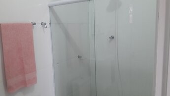 Confortable Suite in a Cozy House Excelent Location and Transport Aces