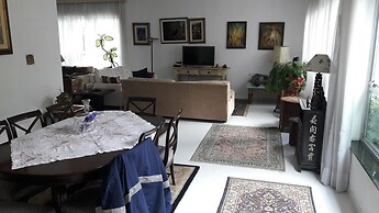 Lavanda - Comfortable Suite in a Cozy House Good Location and Transpor