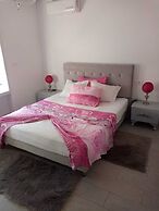 Cosy Flat for Your Honeymoon