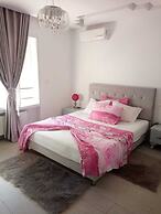 Cosy Flat for Your Honeymoon