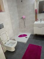 Cosy Flat for Your Honeymoon