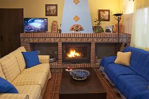 Holiday Home With Private Pool Near Andalusian Village Comares, Malaga